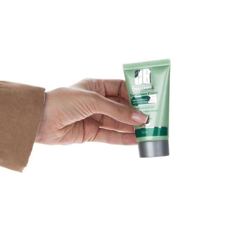 کرم ضد آفتاب چلنج مدل Colorless For Oily And Acne Skin SPF50 حجم 50 میلی لیتر – بی رنگ
